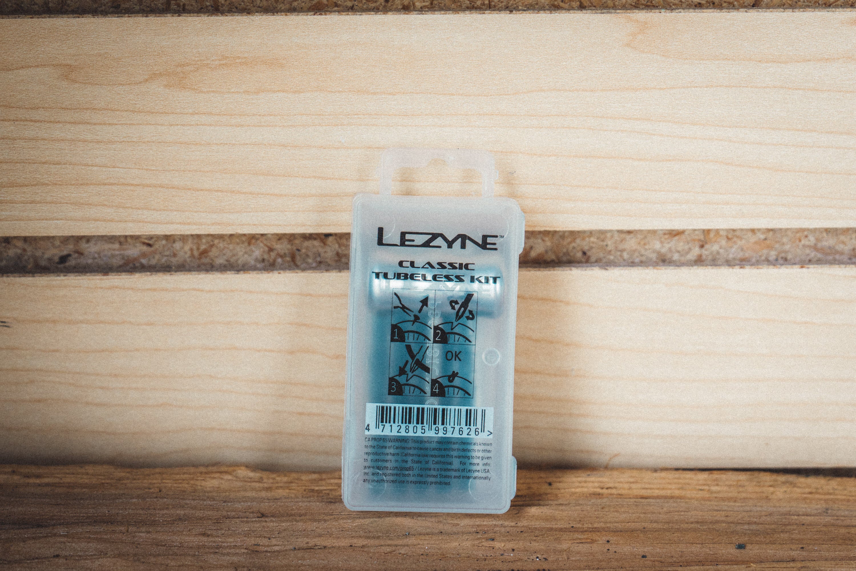 Lezyne Classic Tubeless Repair Kit Includes Tool and 5 Plugs