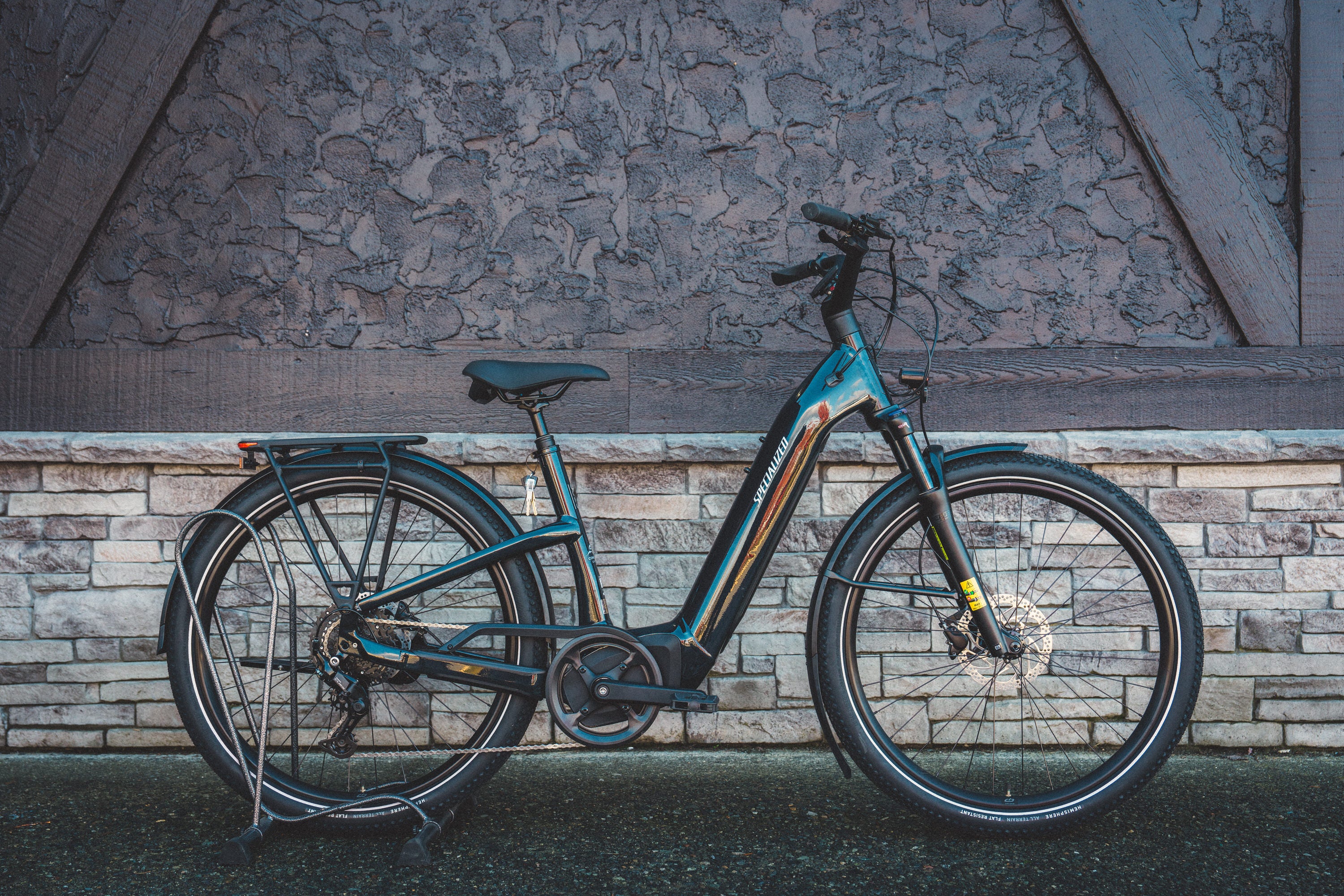 2025 Specialized Como 4 - Alloy