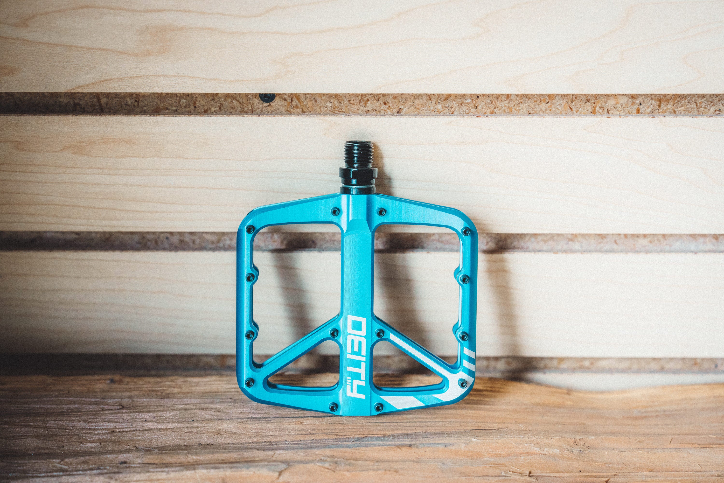 Deity SuperVillain Platform Pedals