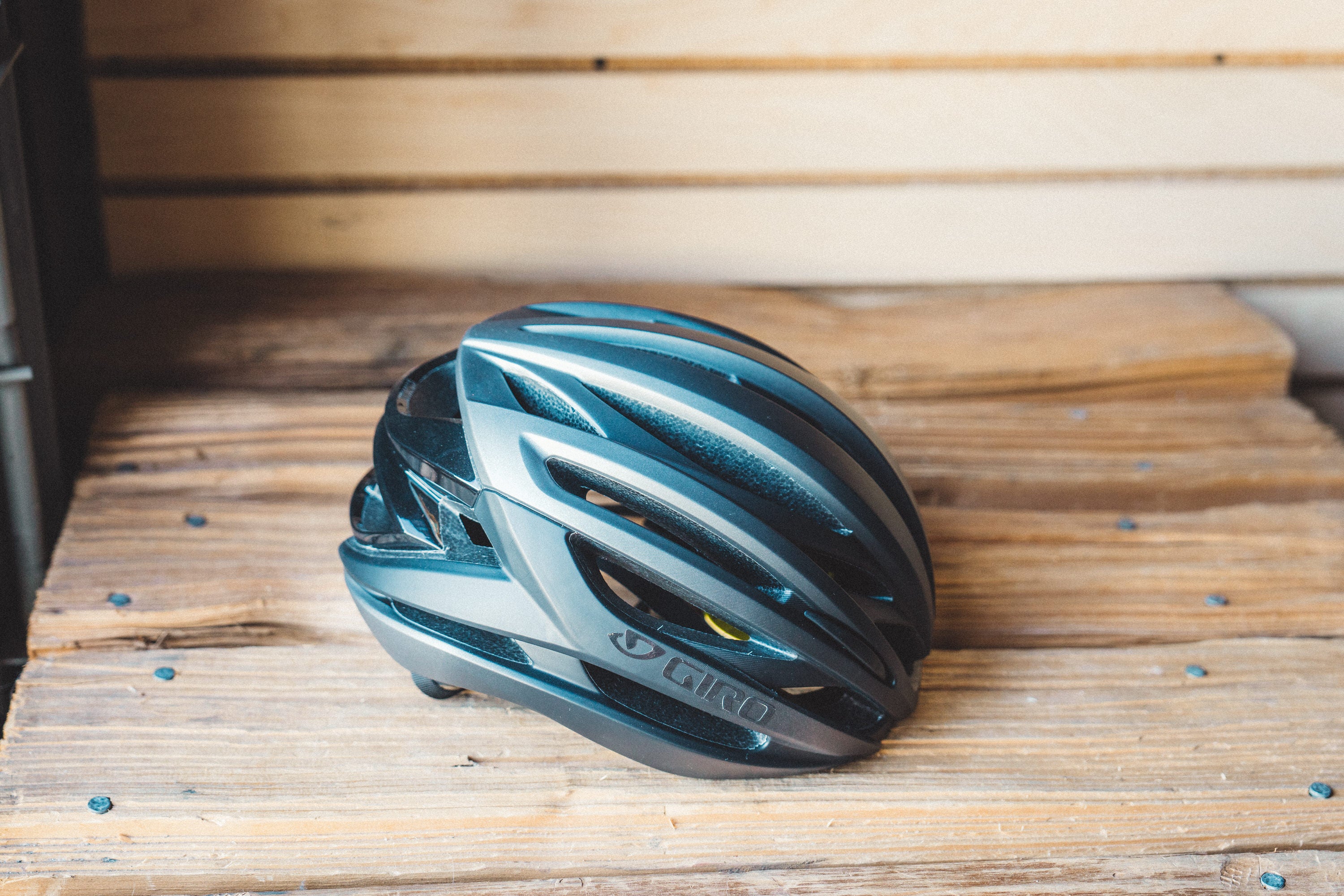 Giro Syntax MIPS Helmet