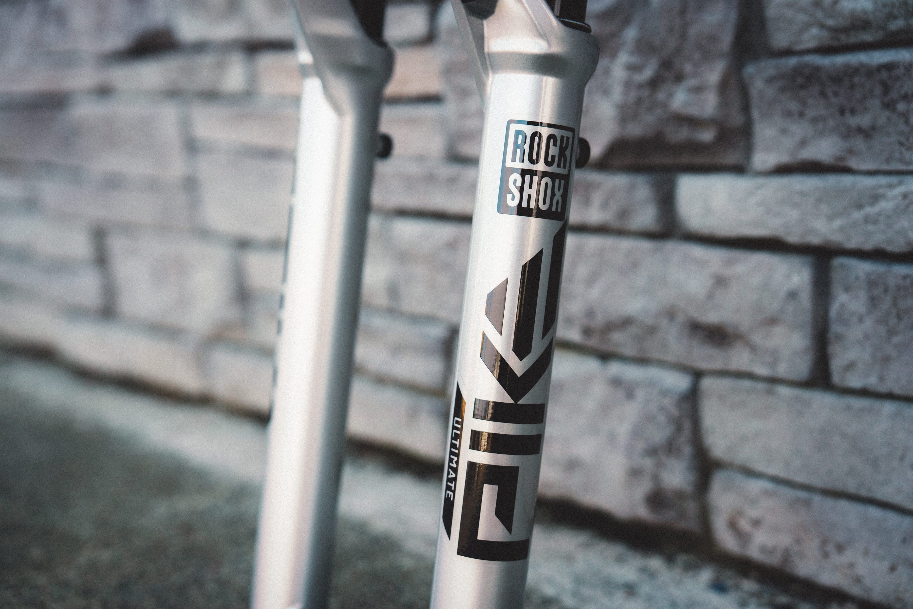 Rockshox Pike Ultimate C2 Fork 29" DebonAir+ w/ Buttercups 140mm 1-1/8"-1.5" 15x110mm TA 44mm Rake - Silver