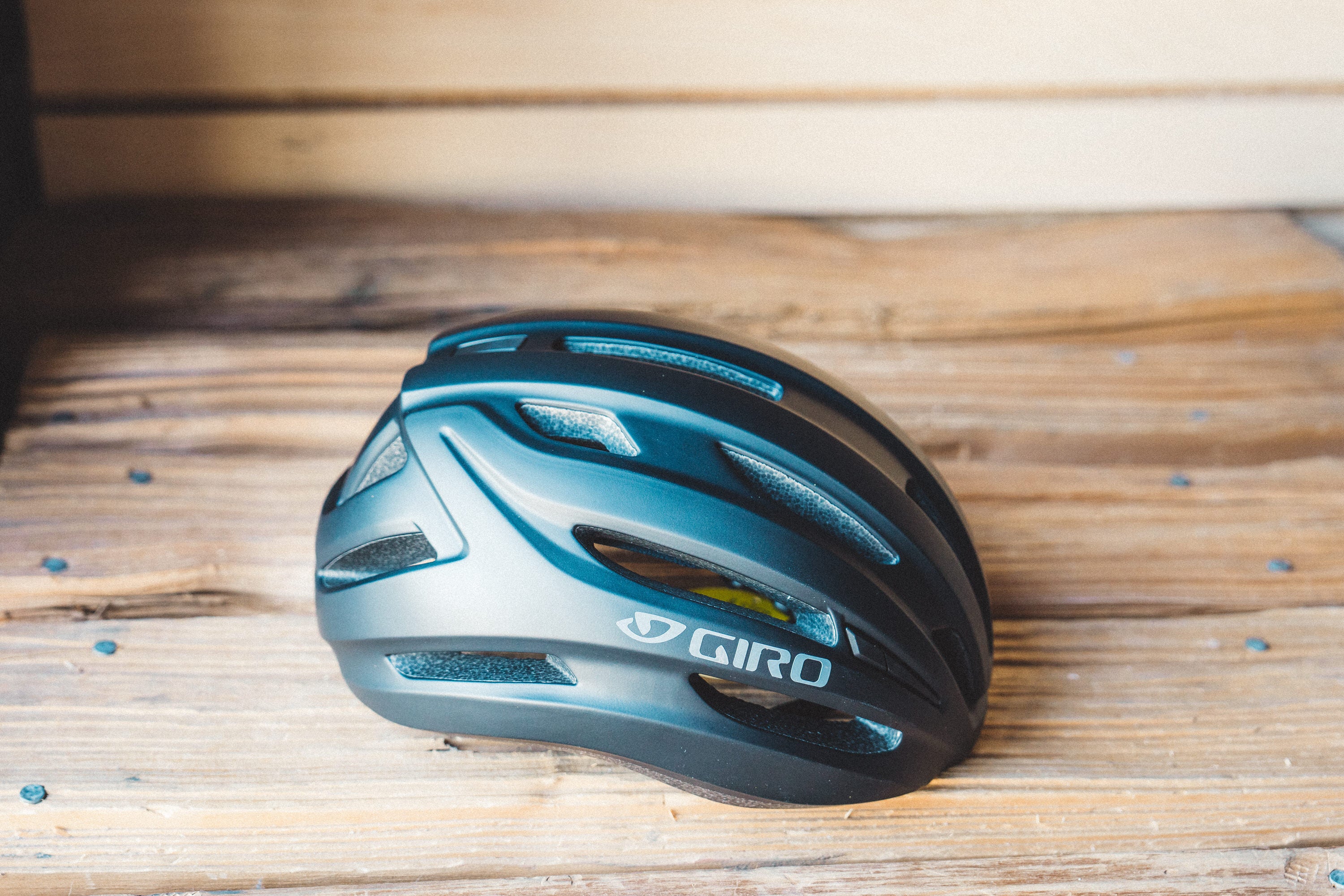 Giro Isode MIPS II Helmet