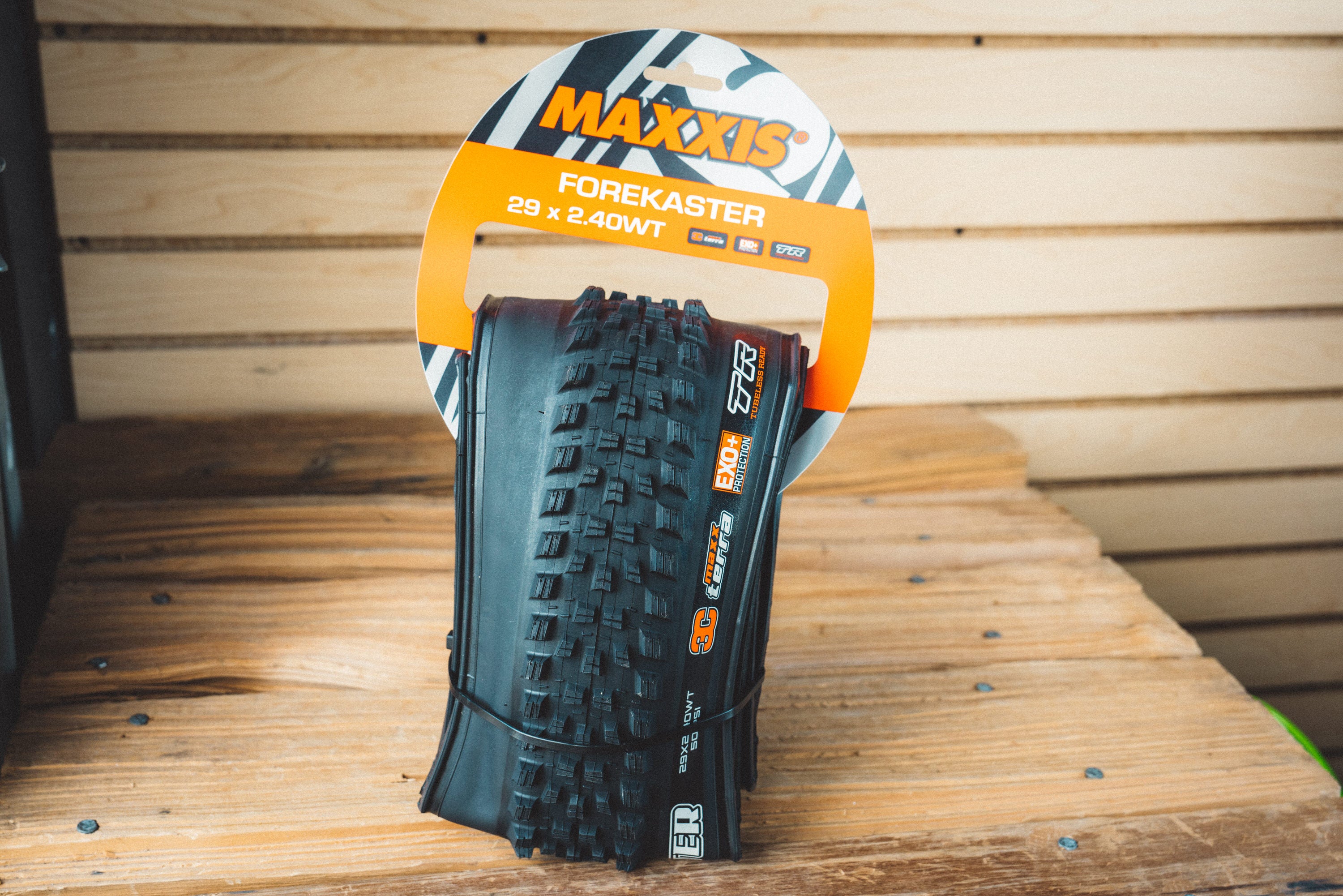Maxxis Forekaster Tire - 29"