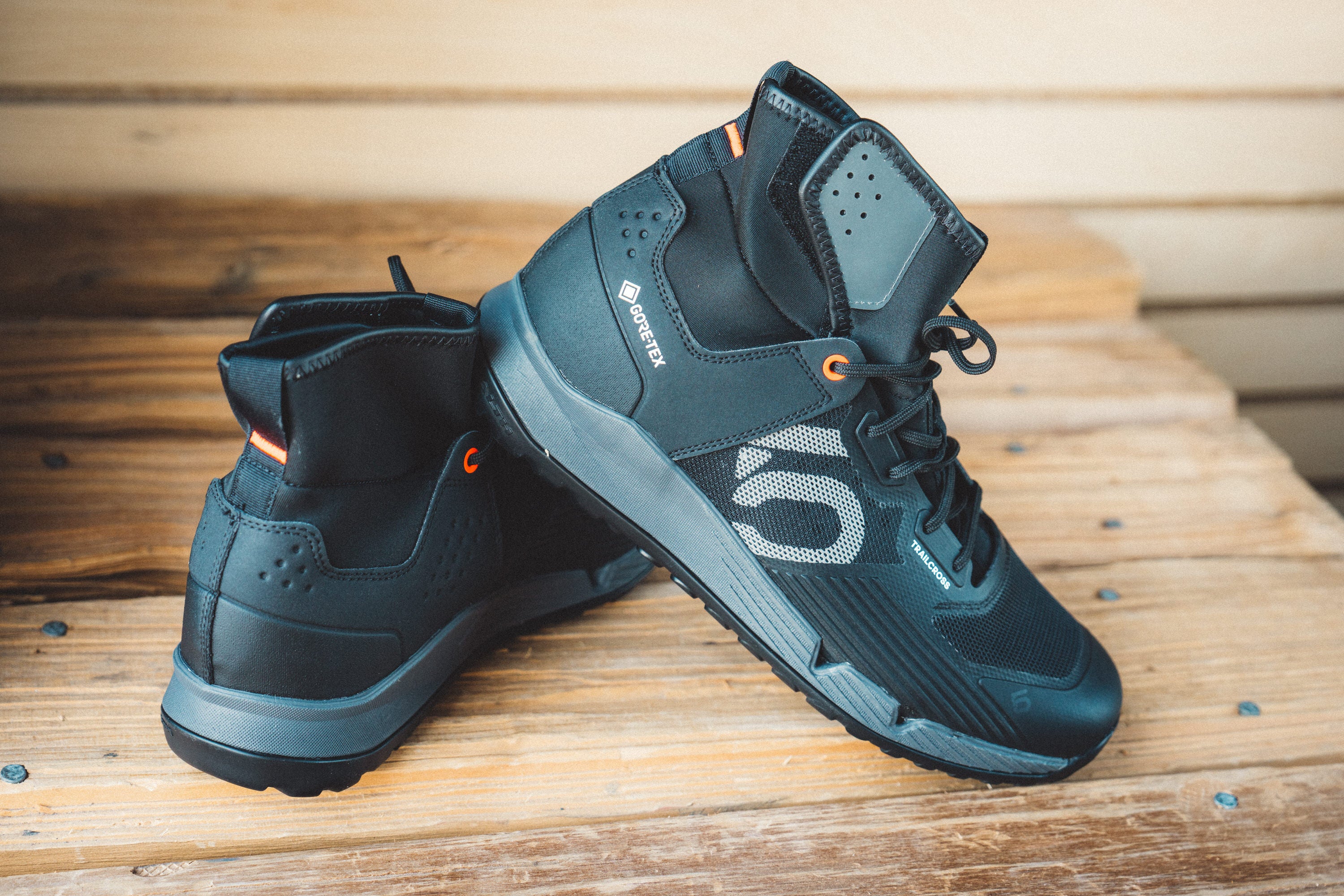 Five Ten Trailcross GTX Flat MTB Shoes - Men's