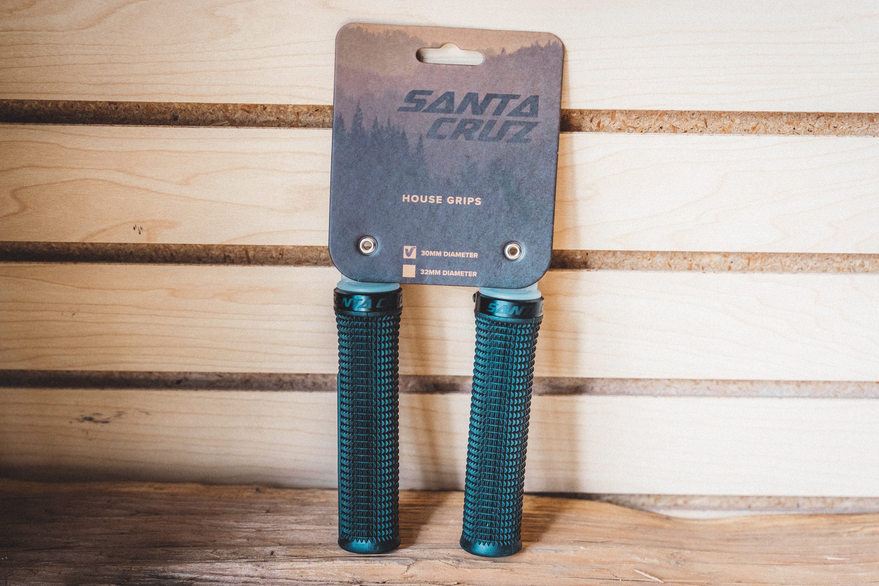 Santa Cruz House Grips