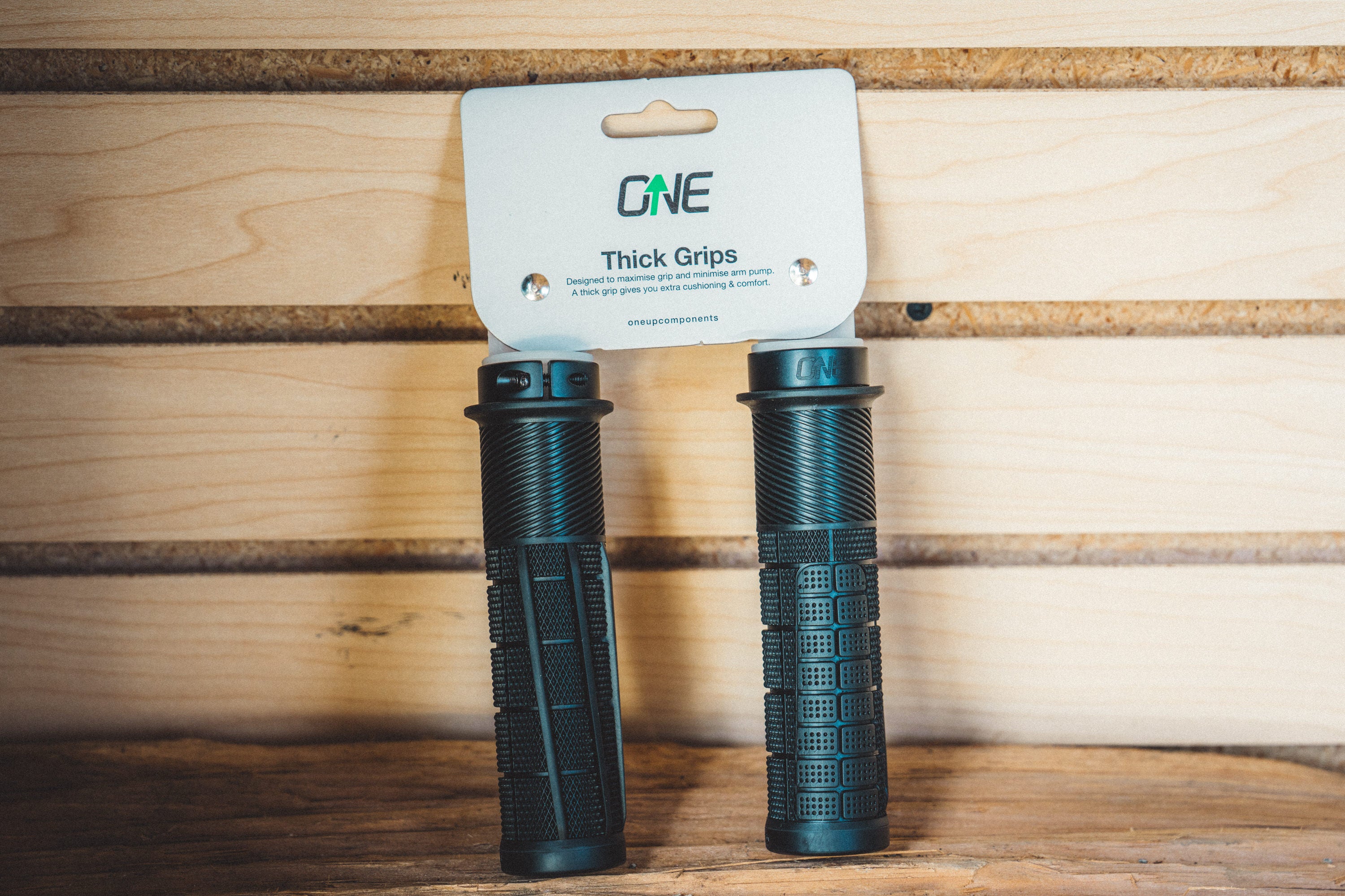 OneUp Thick Lock-On Grips