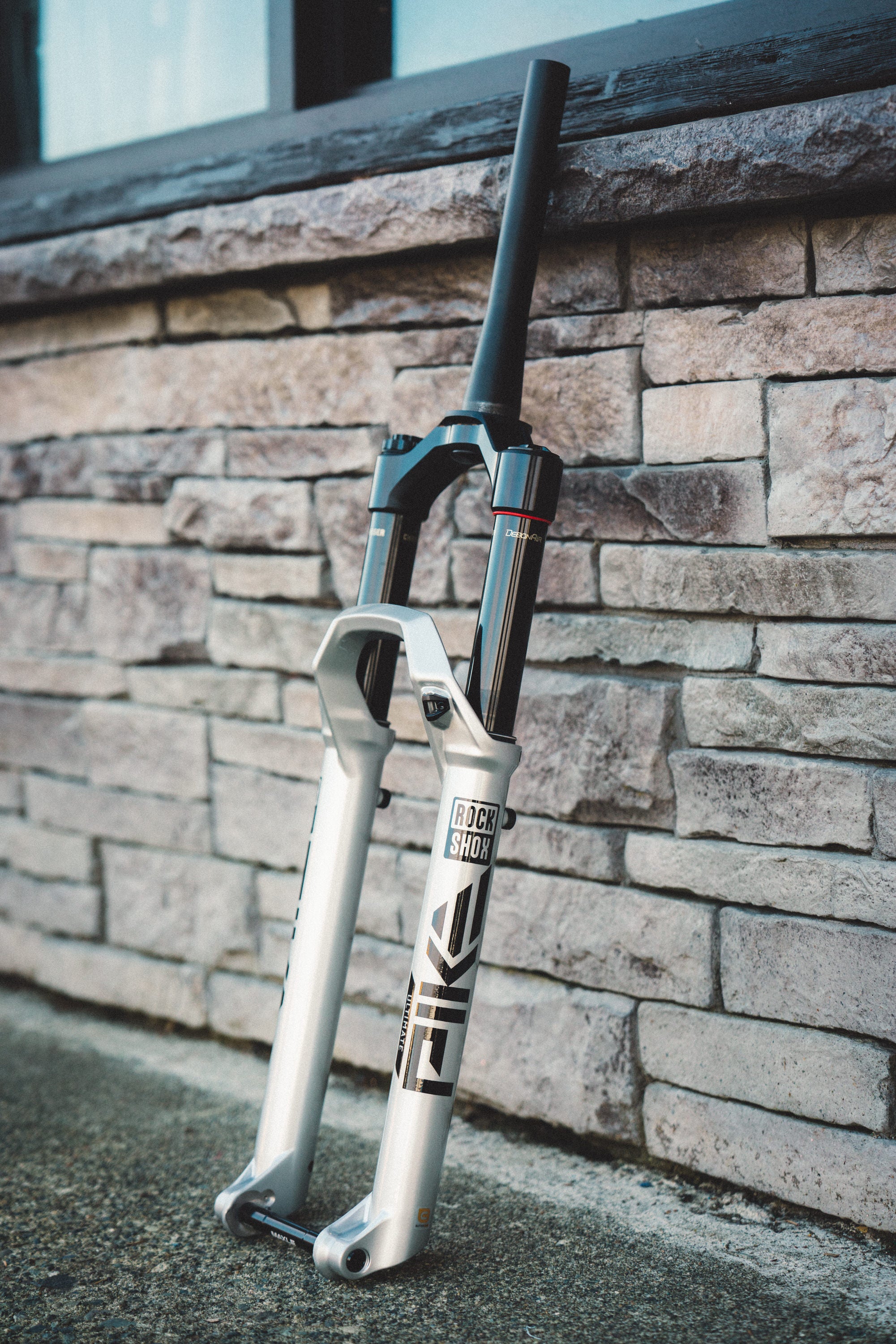 Rockshox Pike Ultimate C2 Fork 29" DebonAir+ w/ Buttercups 140mm 1-1/8"-1.5" 15x110mm TA 44mm Rake - Silver