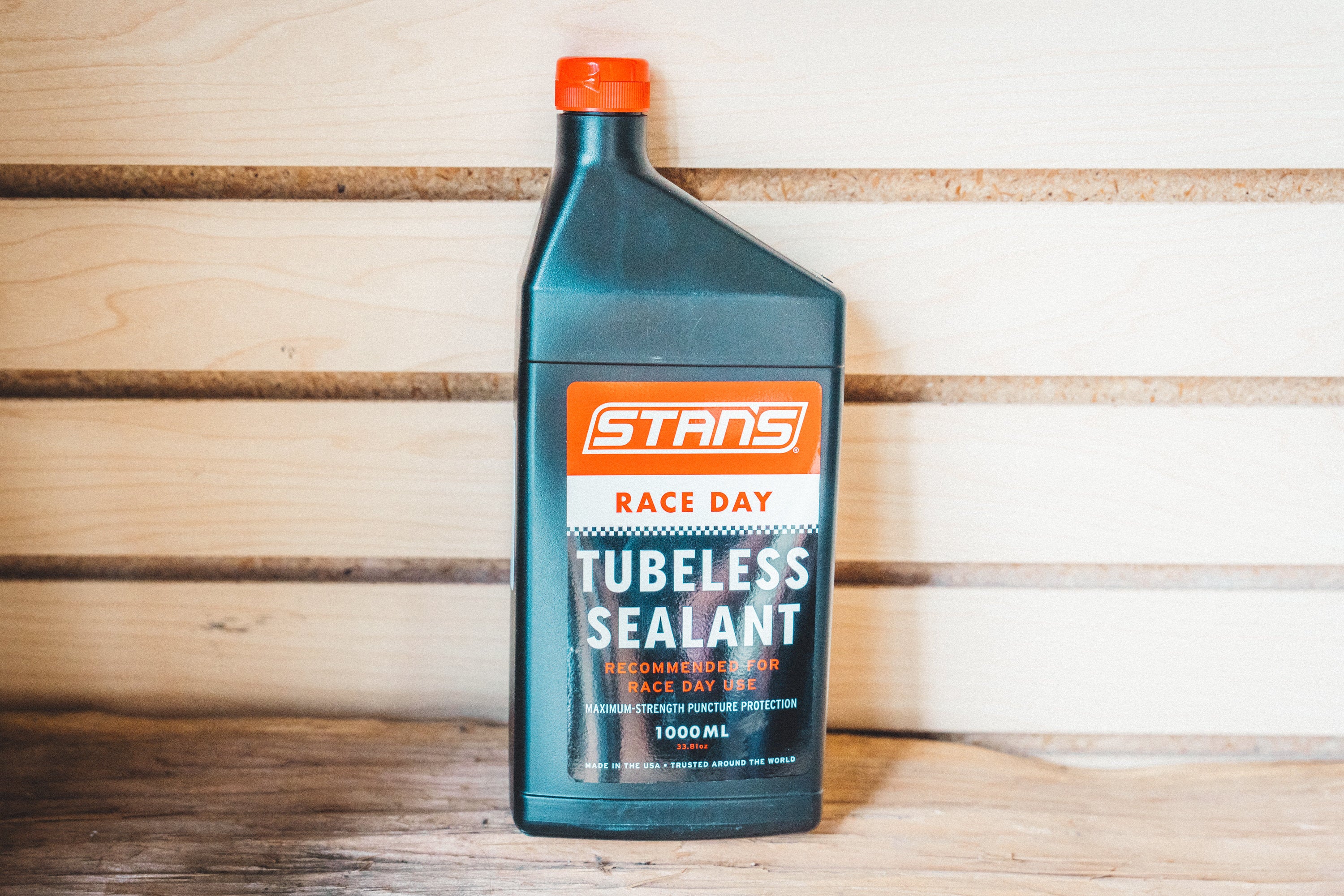 Stan's No Tubes Race Sealant - 1L Bottle