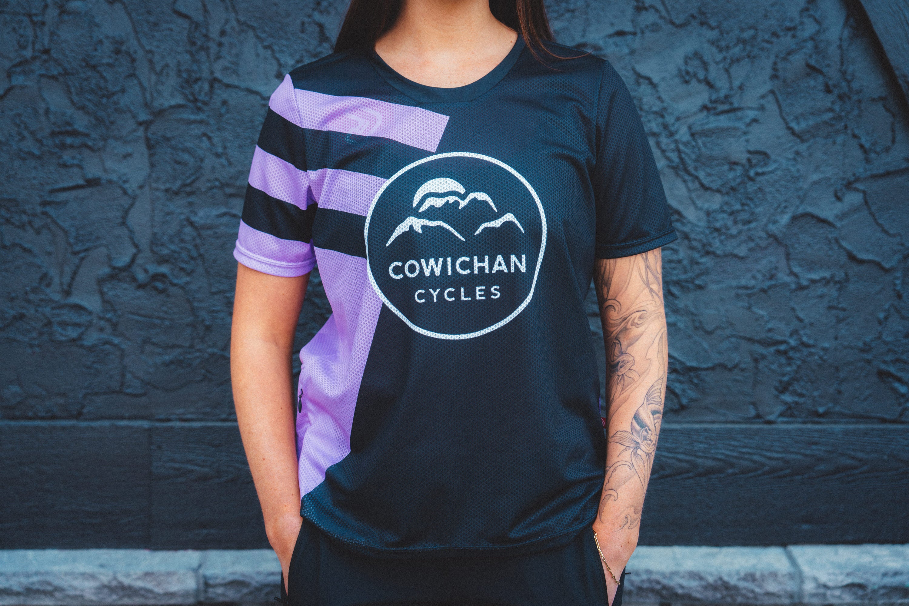 Cowichan Cycles Flow Jersey - SS - Women's