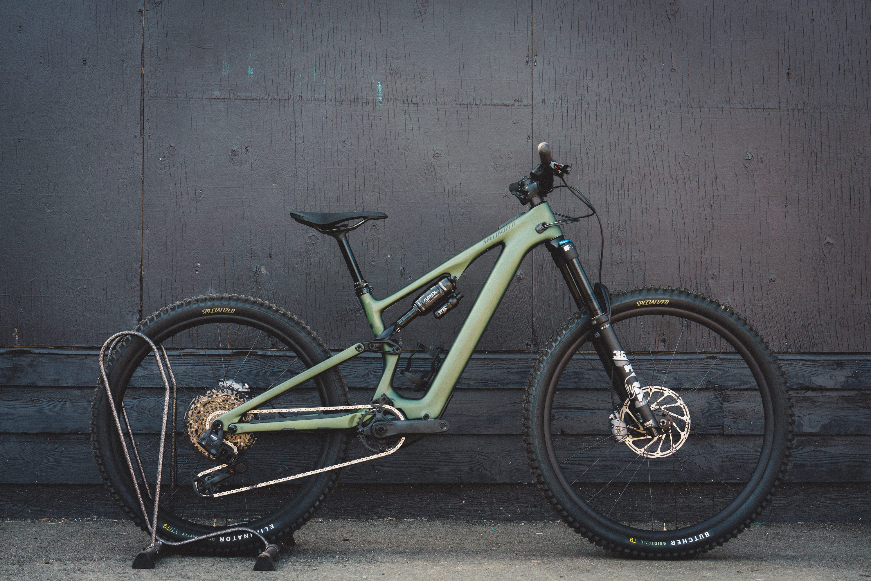 2025 Specialized Turbo Levo SL - Carbon - Comp Kit