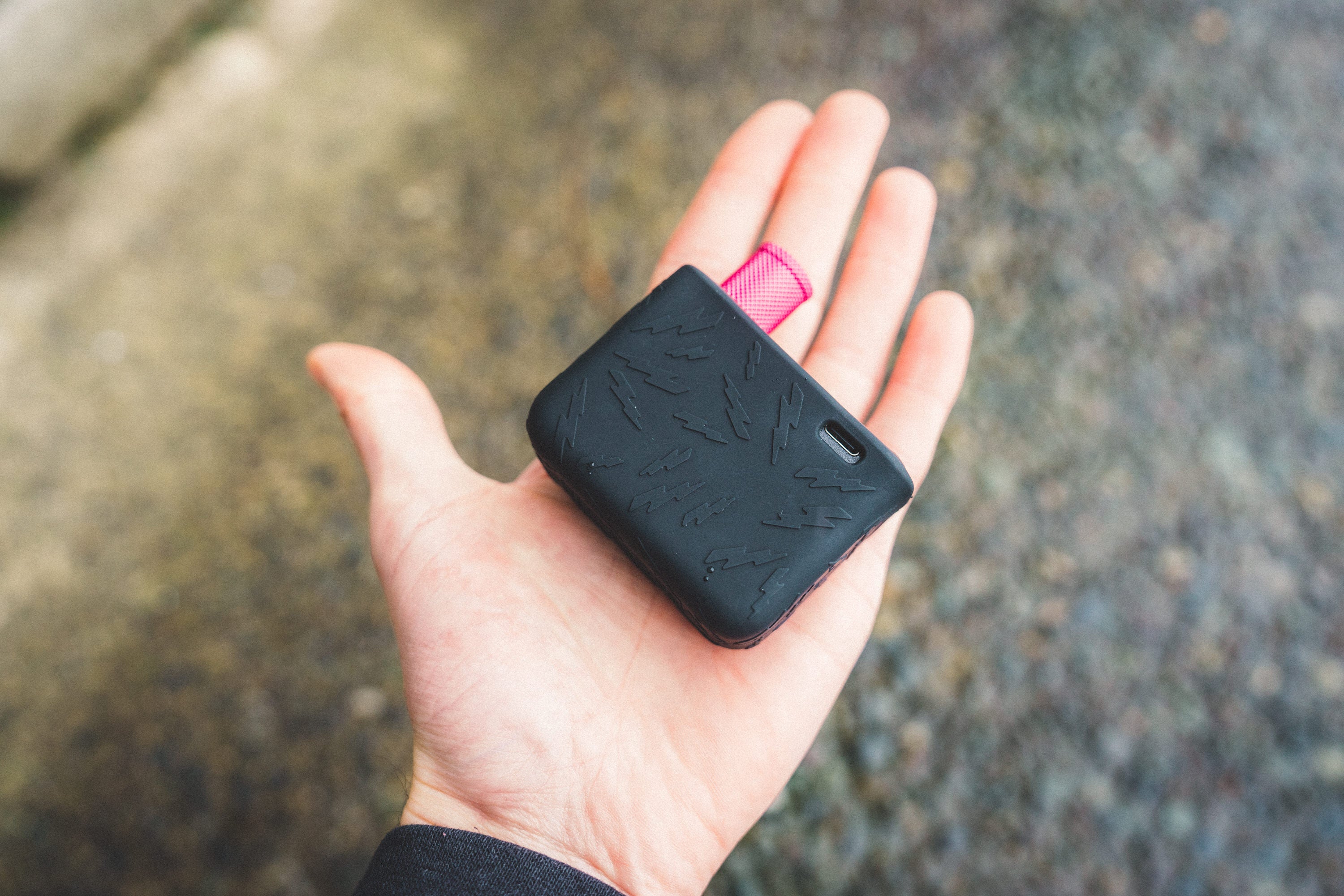 Muc-Off Airmach Electric Mini Inflator Pro 100psi Pump